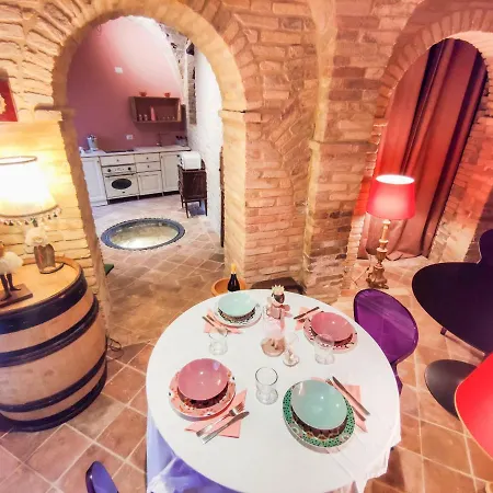 Apartment La Scarpetta Magica: Un Incantevole A 5 Stelle! Offida